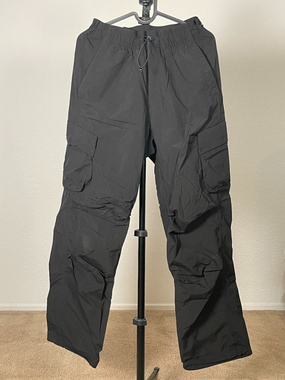 H&M Move Black Lightweight Cargo Pants